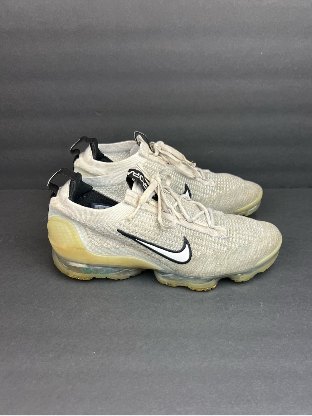 Nike Air VaporMax 2021 Mens Sz 9.5 Platinum Silver Lifestyle Sneakers DH4084-100